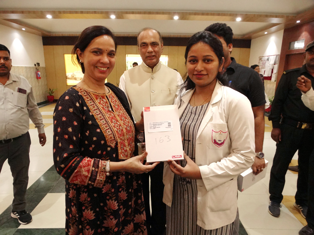 Free Smartphone and Tablet Distribution 2022