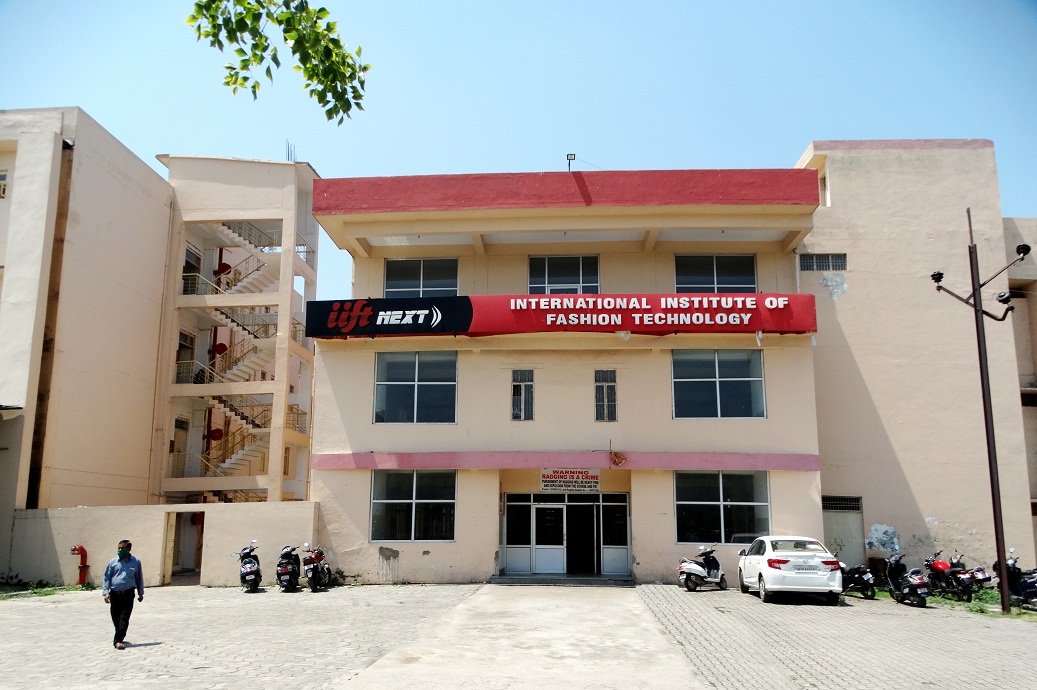 College Of Fashion Design